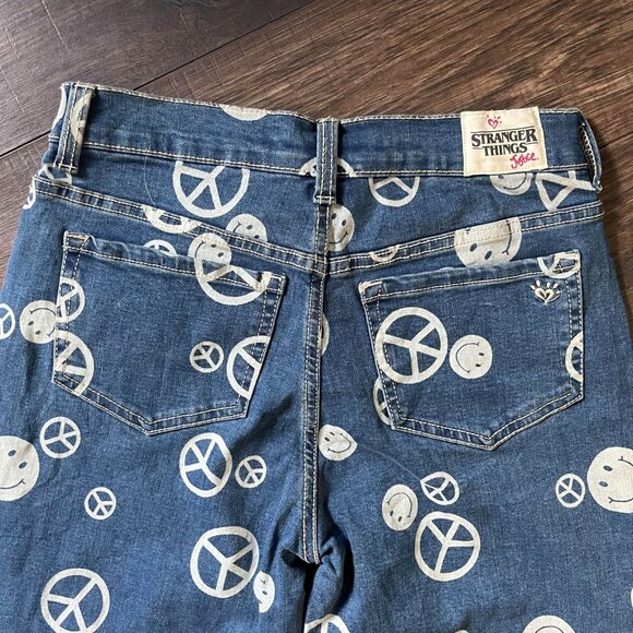 Justice X Stranger Things Smiley Peace Sign Denim Jeans Size 16 - Picture 5 of 8